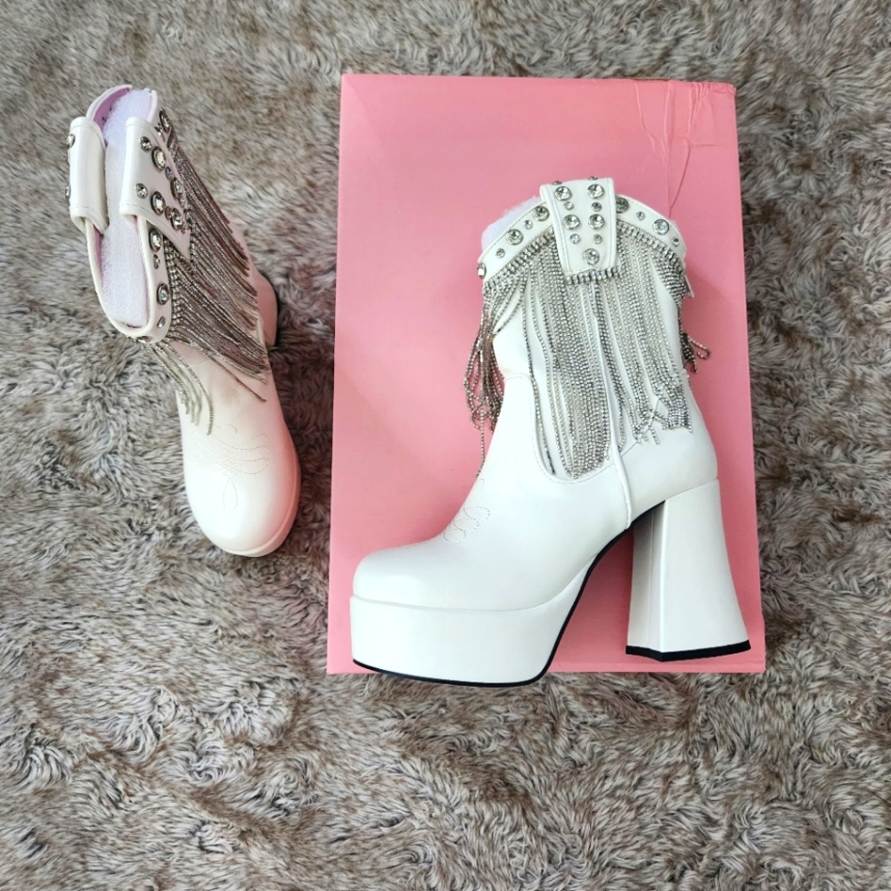 Sugar Thrillz Dolls Kill Twinkle Love Platform Boots White Women's